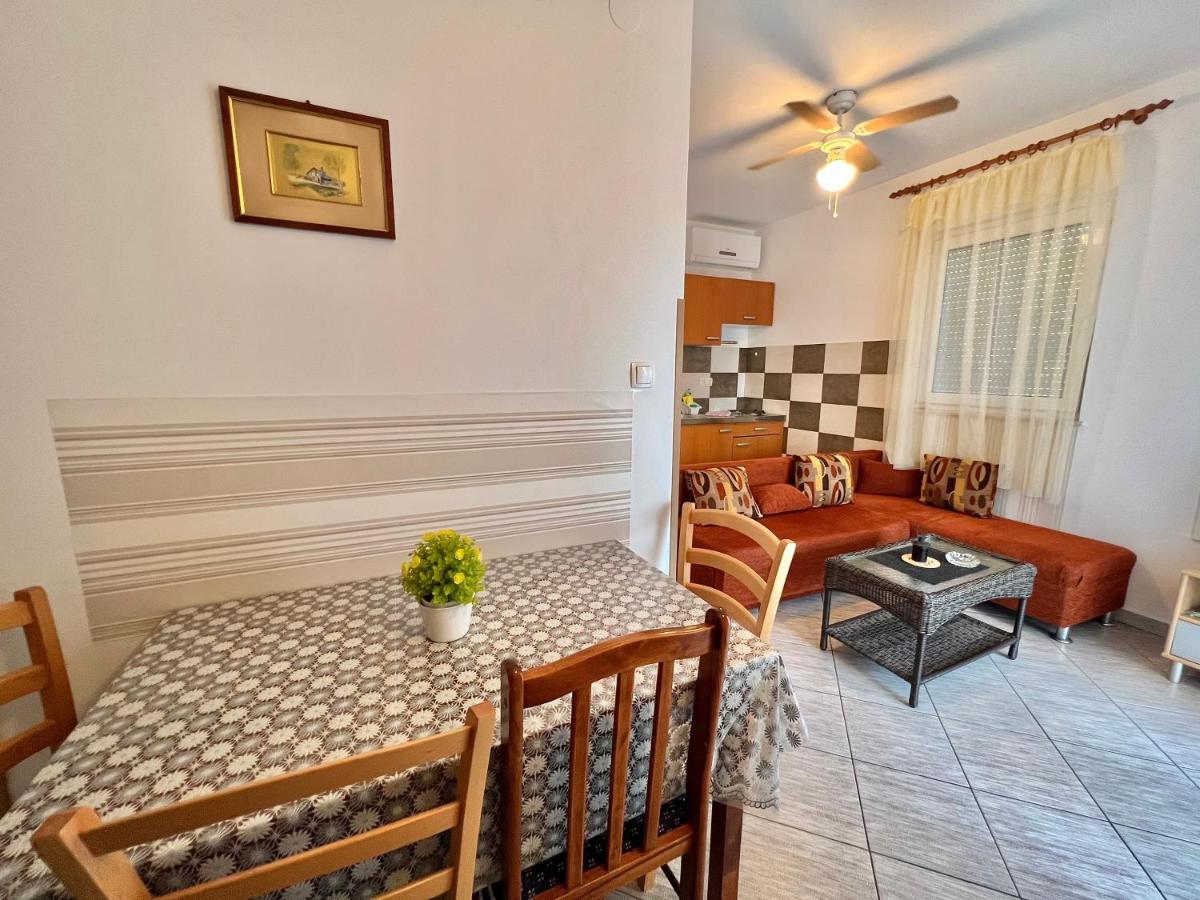 Apartmani Marija Dramalj Εξωτερικό φωτογραφία