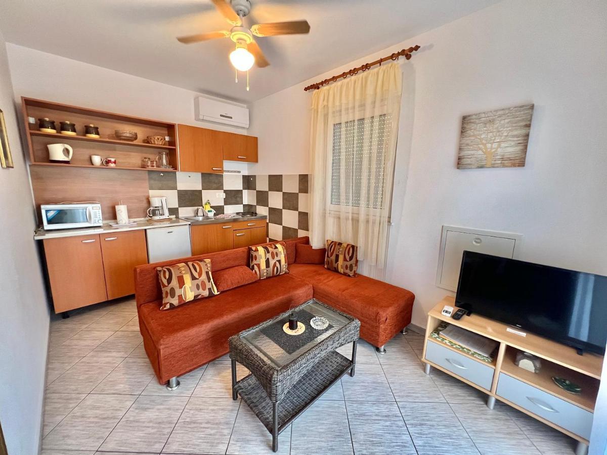 Apartmani Marija Dramalj Εξωτερικό φωτογραφία